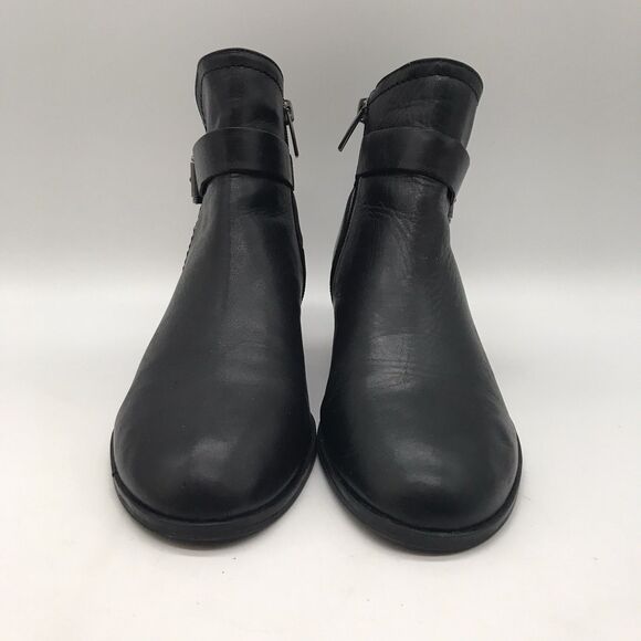 Vince Camuto VP-Peamer Ankle Bootie Women's 8.5M Black Leather Buckle Side Zip - Picture 2 of 14